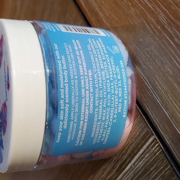 Cotton Candy Cupcake Body Butter - Candy Floss & Creamy Coconut - Picture 4 of 7
